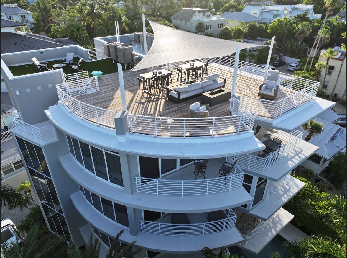 SIESTA KEY HOUSE